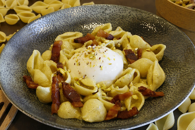 Woody's - Gastronomija in gostinstvo