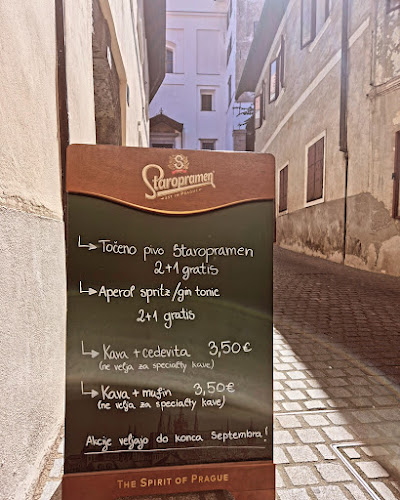 Cup-A Corner - Gastronomija in gostinstvo