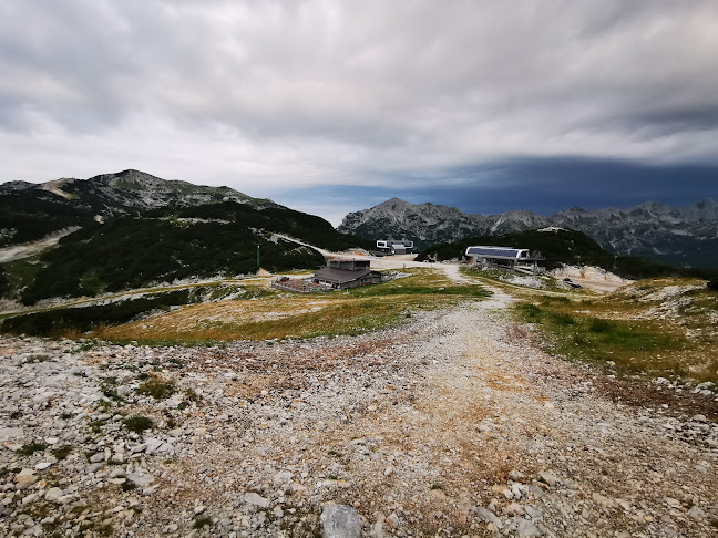 Orlove glave - Gastronomija in gostinstvo