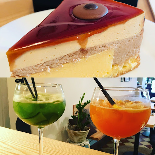 Kavarna in Cukrarija - Gastronomija in gostinstvo