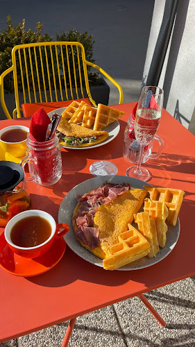 Celovška cesta 25, 1000 Ljubljana