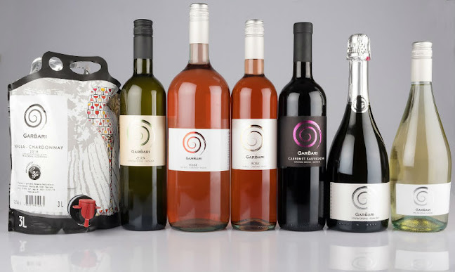 Opinii despre TURISTIČNA KMETIJA ''MALOVŠČEVO '' VINO IN TURIZEM GARBARI MILAN în Šempas - Gastronomija in gostinstvo