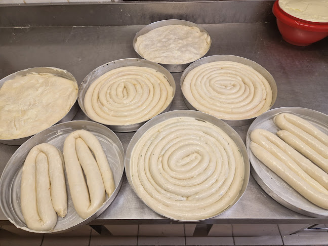 Papirniški trg 14, 1260 Ljubljana - Polje