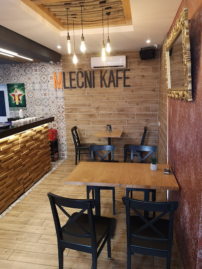 Mlečni Kafe in Pizza Napoletana