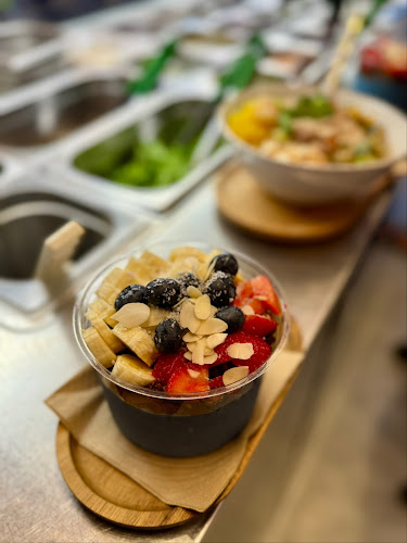 TINK superfood - Poke Bowls | Brunch | Matcha - Ljubljana