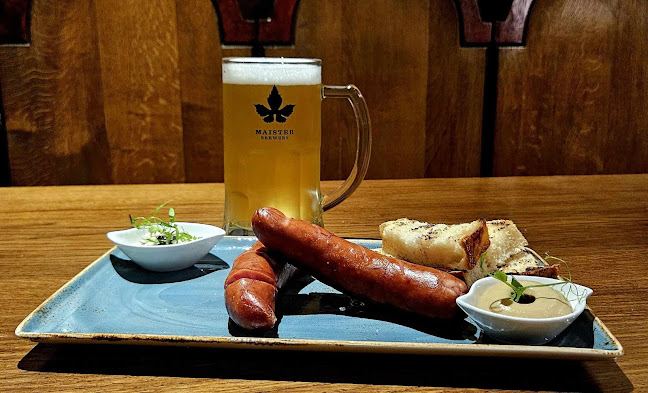 Gostilna in pizzerija pri Trubarjevi mami - Gastronomija in gostinstvo