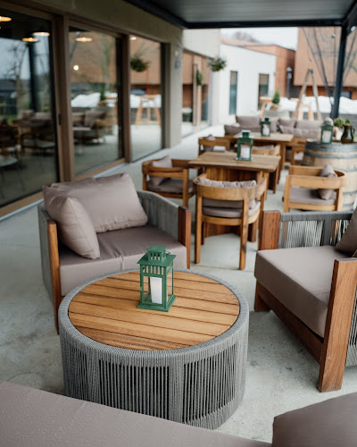 Črna Kuhna Restaurant