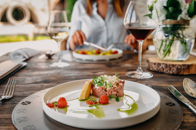 Opinii despre Gostilna na Gradu în Ljubljana - Gastronomija in gostinstvo