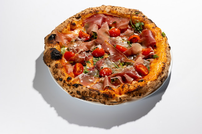 Opinii despre Gostilna in pizzerija pri Trubarjevi mami în Ljubljana - Gastronomija in gostinstvo