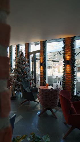 Opinii despre Kavarna Grdi Raček în Maribor - Gastronomija in gostinstvo