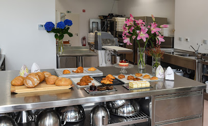 La Ganache: izdelava in prodaja slaščic in kruha, slaščičarsko izobraževanje in svetovanje