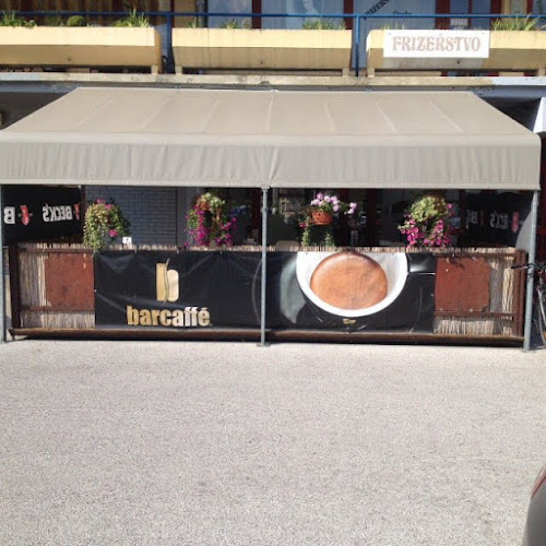 Comentarii opinii despre bar Uzi