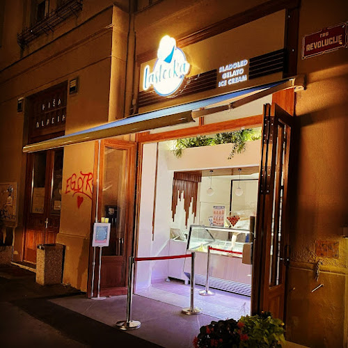 Sladolednica Lastovka (Trg Revolucije)