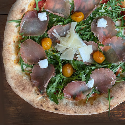 Pizzeria Dobra Vila - Gastronomija in gostinstvo