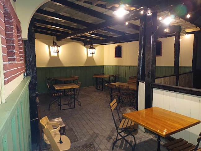 Pizza S Hriba - Gastronomija in gostinstvo