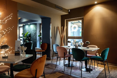 Kavarnica Kaval Club