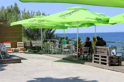 La Barracuda beach bar