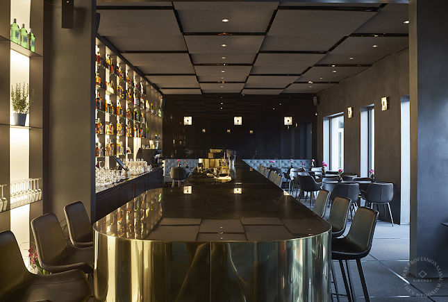 Vojašniška ulica 4, 2000 Maribor