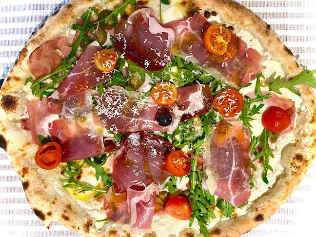 Ulica Marije Hvaličeve 6, 1000 Ljubljana