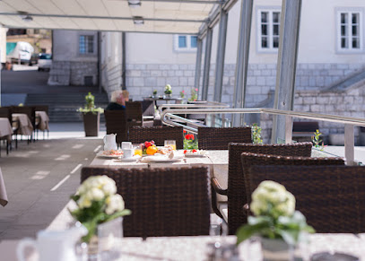 Restavracija Proteus, sobe in apartmaji