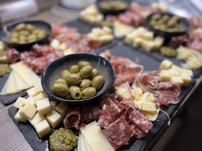 VINARNA Zajc | Wine Bar & Store, Rotovž Novo mesto - Novo mesto