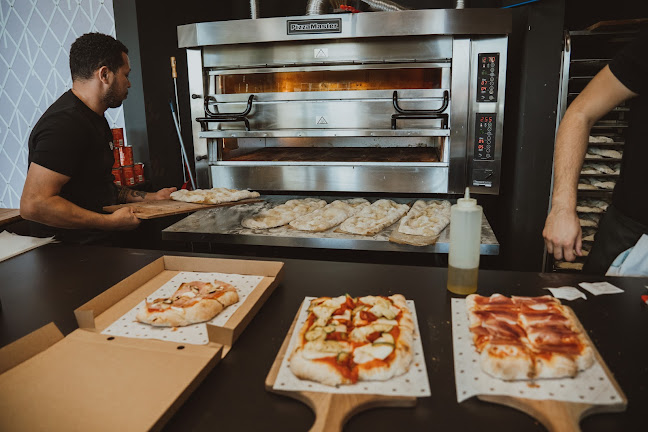 Kralj Matjaž Supernova Qlandia Novo mesto - Gastronomija in gostinstvo