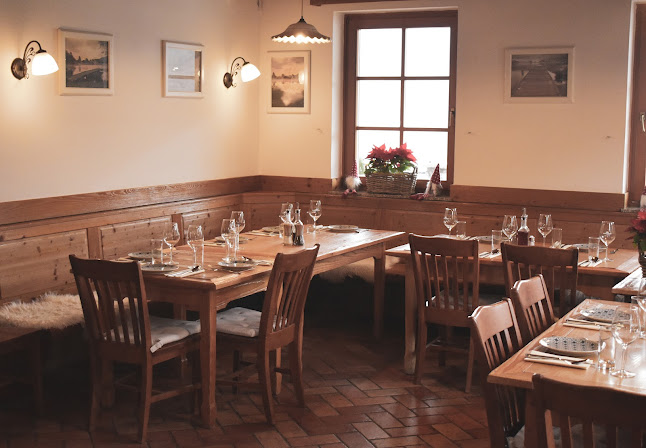 Gostilnica Jezero - Gastronomija in gostinstvo