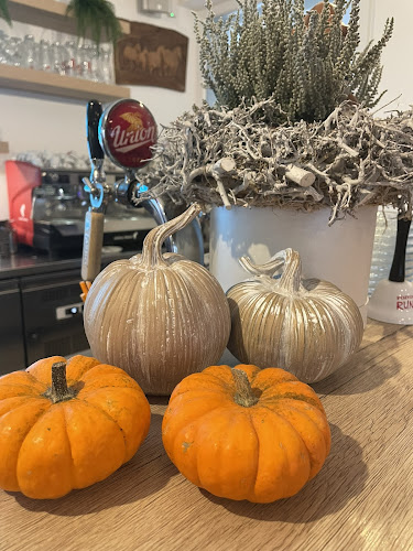 Mladinska ulica 89, 1000 Ljubljana