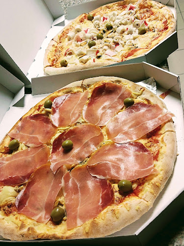 Triglavska cesta 50, 4281 Mojstrana