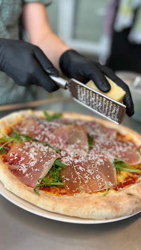 Opinii despre Mestna picerija în Slovenske Konjice - Gastronomija in gostinstvo