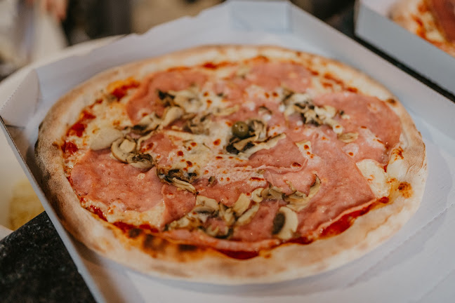 Gora pri Komendi 13, 1218 Komenda