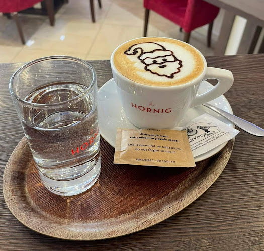 Kavarna Senica4You - Gastronomija in gostinstvo