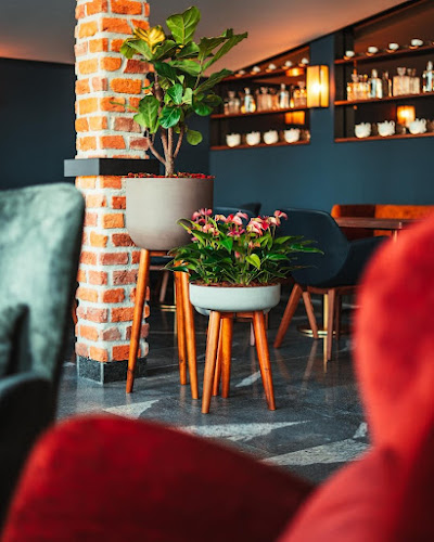 Kavarna Grdi Raček - Gastronomija in gostinstvo