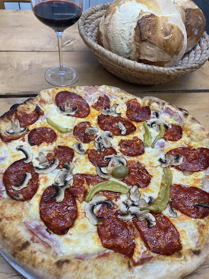 Bar "Pri treh Farah" Jože Kremesec s.p.