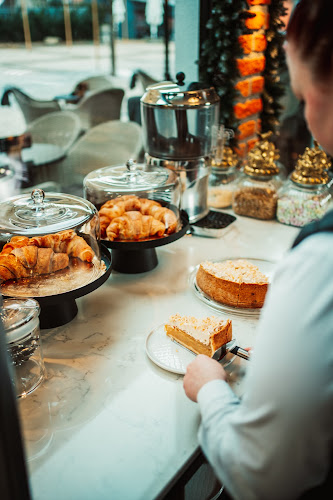 Kavarna Grdi Raček - Gastronomija in gostinstvo