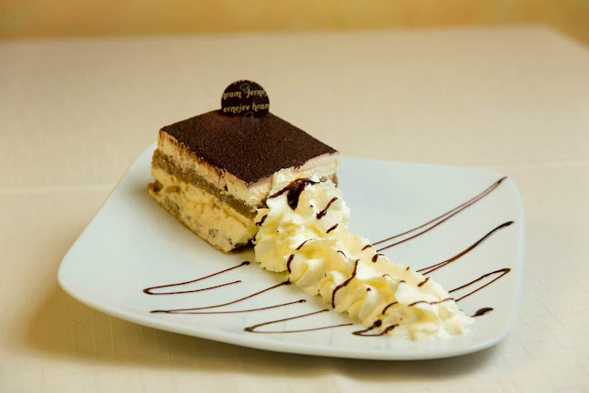 Comentarii opinii despre Jernejev hram - Gostilna in picerija Novo mesto - restavracija