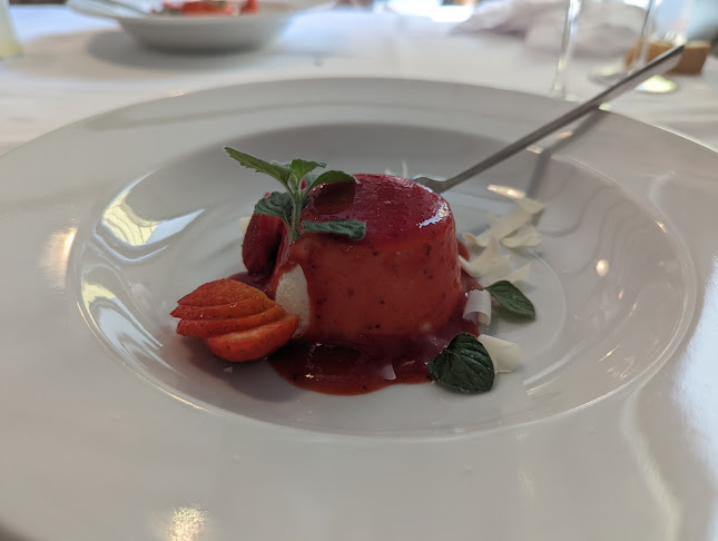 Povir 66a, 6210 Sežana