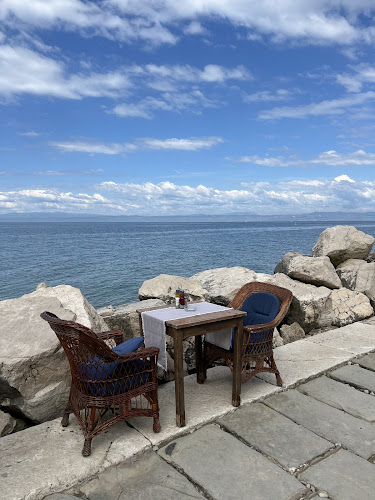 Specializirana okrepčevalnica pizzeria ˝Flora˝, Ljubica Imeri s.p. - Gastronomija in gostinstvo