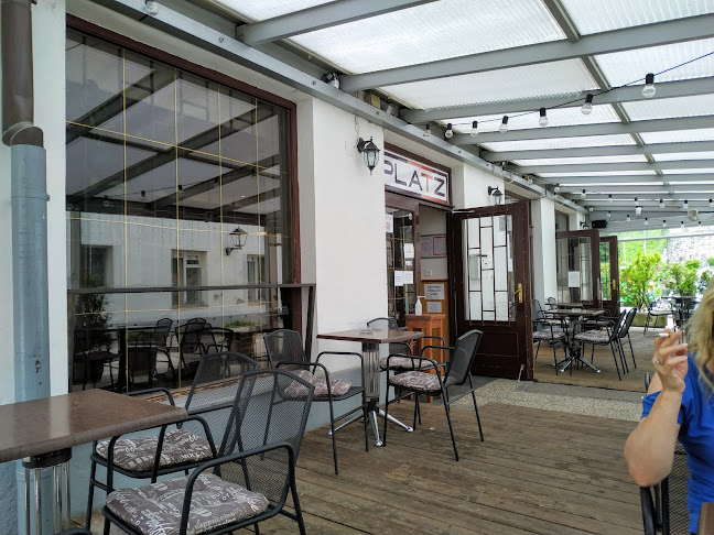 Kavarna PLATZ - Gastronomija in gostinstvo
