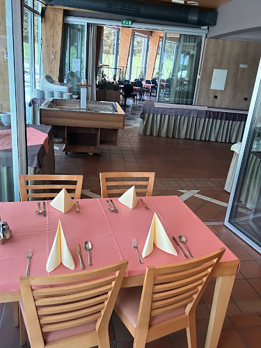 Opinii despre Restavracija Potočka, Therme Snovik în Laze v Tuhinju - Gastronomija in gostinstvo