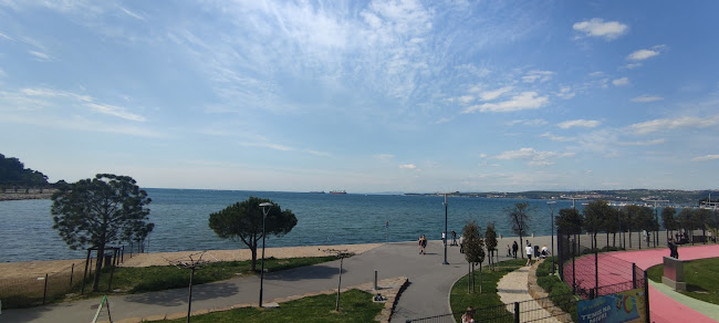 Opinii despre Beach Volley Bar în Koper - Gastronomija in gostinstvo