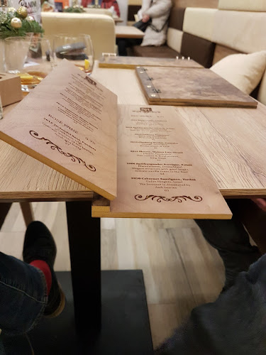 Okrepčevalnica Štulm - Gastronomija in gostinstvo