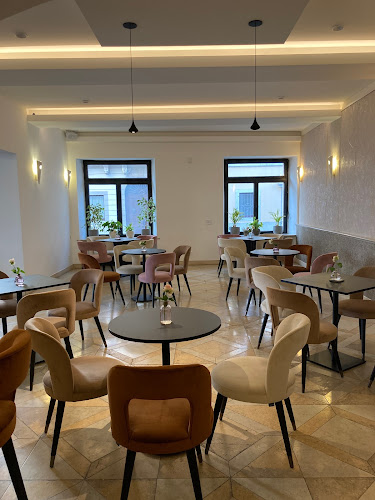 Titov trg 1, 6000 Koper