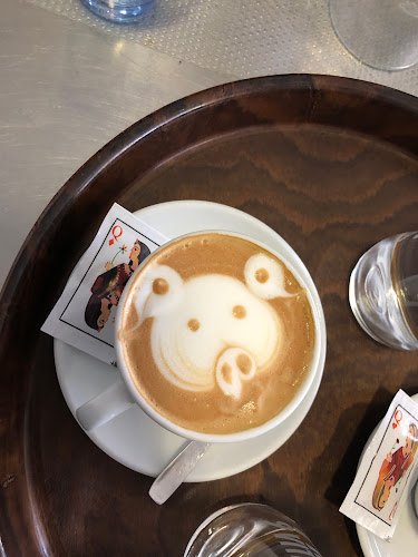 Opinii despre TILI BAR - DAUTI & Co. d.n.o. Ljubljana în Ljubljana - Gastronomija in gostinstvo