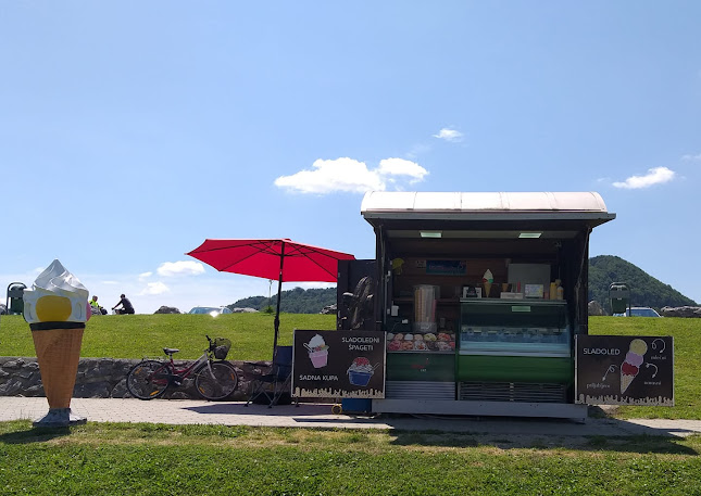 Veleja-led - Gastronomija in gostinstvo