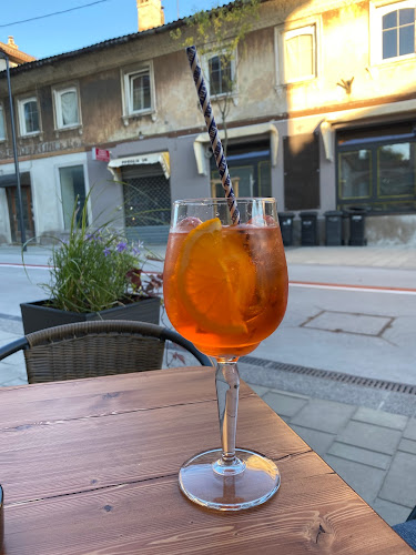 Tržaška cesta 24, 6230 Postojna