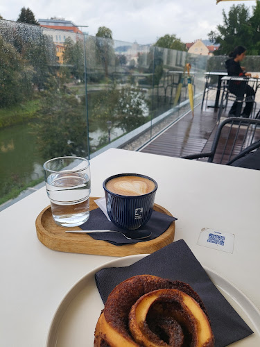 Comentarii opinii despre Kavarna Specialka by GOAT STORY