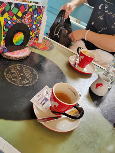 Opinii despre 80s caffe bar în Piran - Gastronomija in gostinstvo