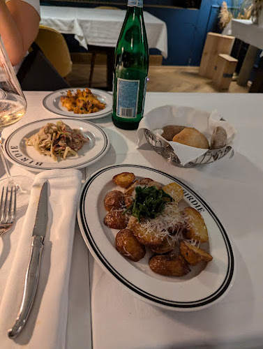 Birdie Restaurant - Gastronomija in gostinstvo