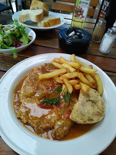 Gostilna Pr’ leseni žlici - Gastronomija in gostinstvo